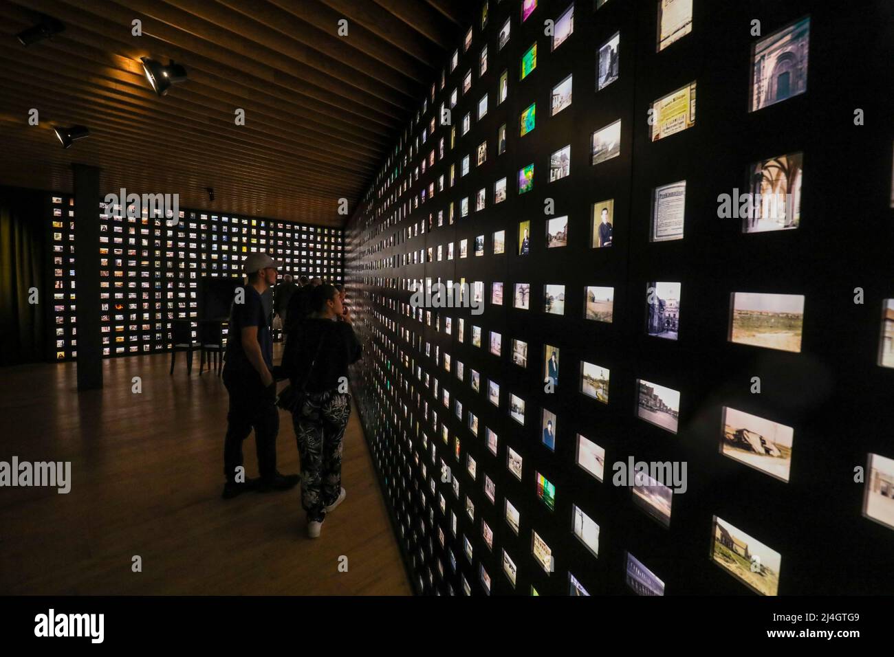 IL MUSEO E I GIARDINI ALBERT-KHAN RIAPRONO A BOULOGNE Foto Stock