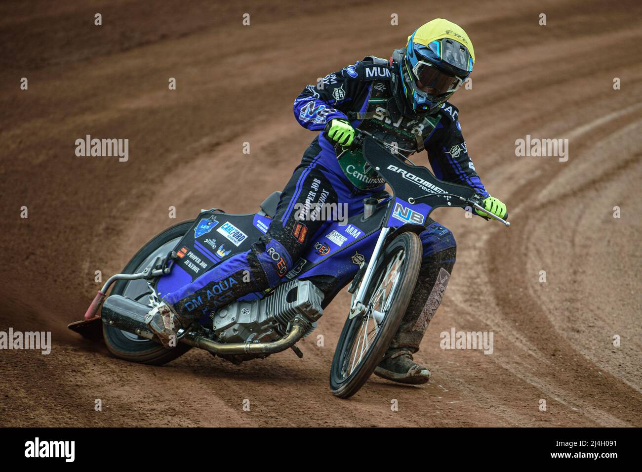 MANCHESTER, REGNO UNITO. APRILE 15th Eli Meadows of Plymouth SWTR Centurions in azione durante la partita della National Development League tra Belle Vue Colts e Plymouth Centurions al National Speedway Stadium di Manchester venerdì 15th aprile 2022. (Credit: Ian Charles | MI News) Credit: MI News & Sport /Alamy Live News Foto Stock