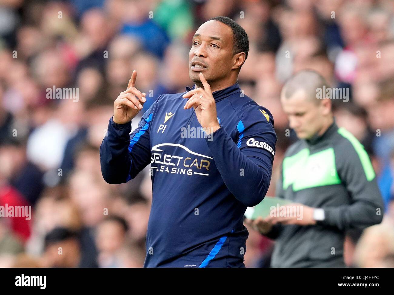 Sheffield, Inghilterra, 15th aprile 2022. Paul Ince manager di Reading durante la partita del Campionato Sky Bet a Bramall Lane, Sheffield. Il credito d'immagine dovrebbe leggere: Andrew Yates / Sportimage Credit: Sportimage/Alamy Live News Foto Stock