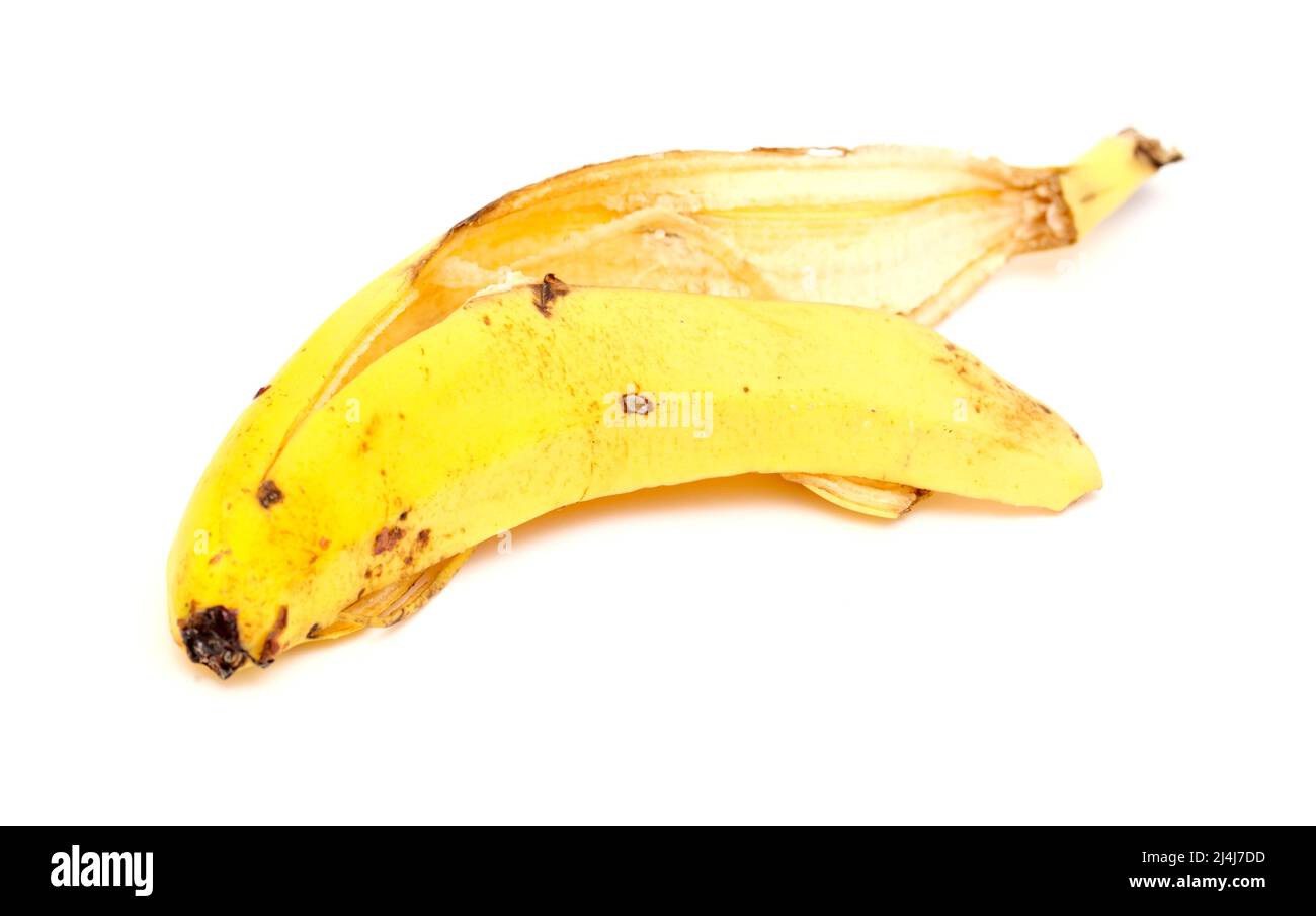 Buccia di banana isolato su sfondo bianco Foto Stock