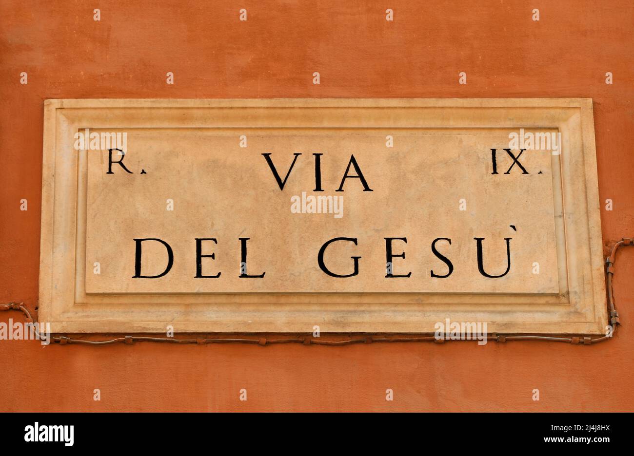 via DEL GESU che significa via di Gesù, una strada famosa a Roma Foto Stock