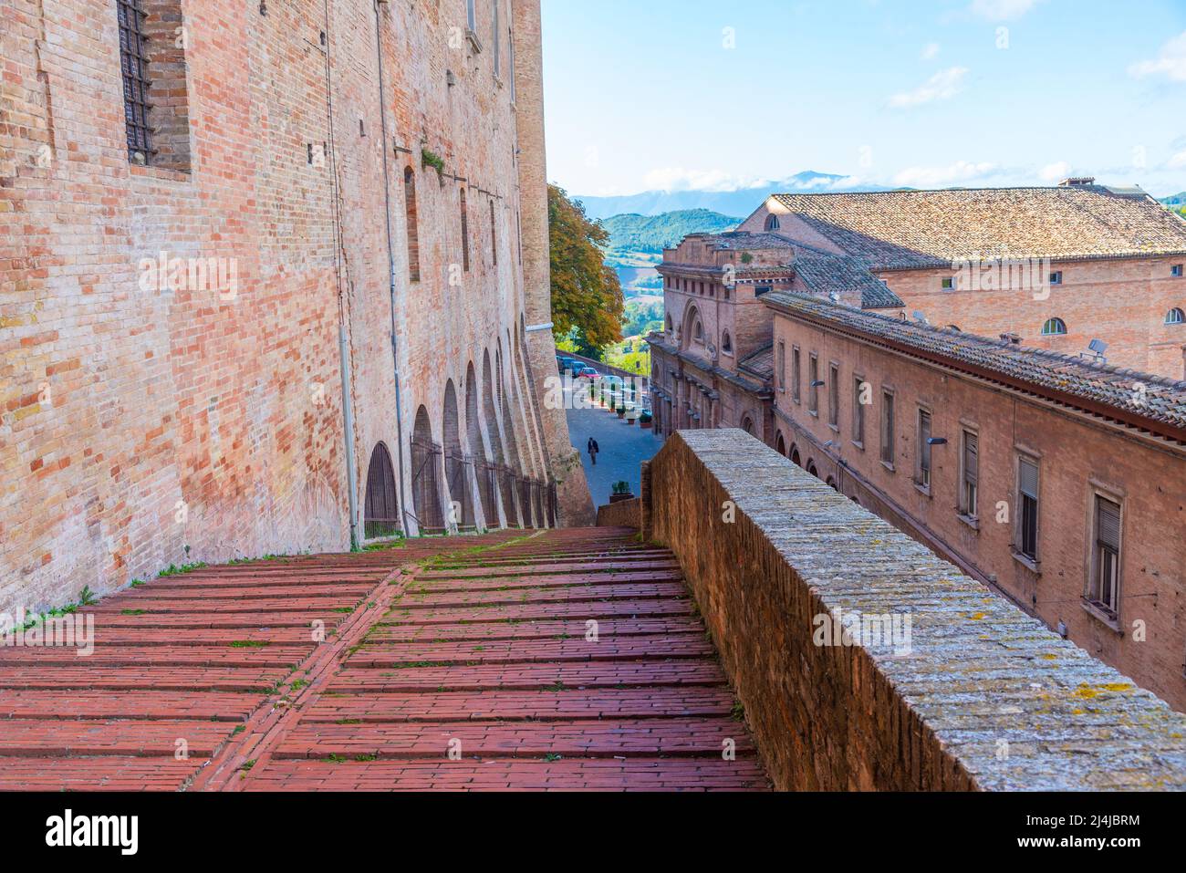 Scala nel centro storico di Urbino. Foto Stock