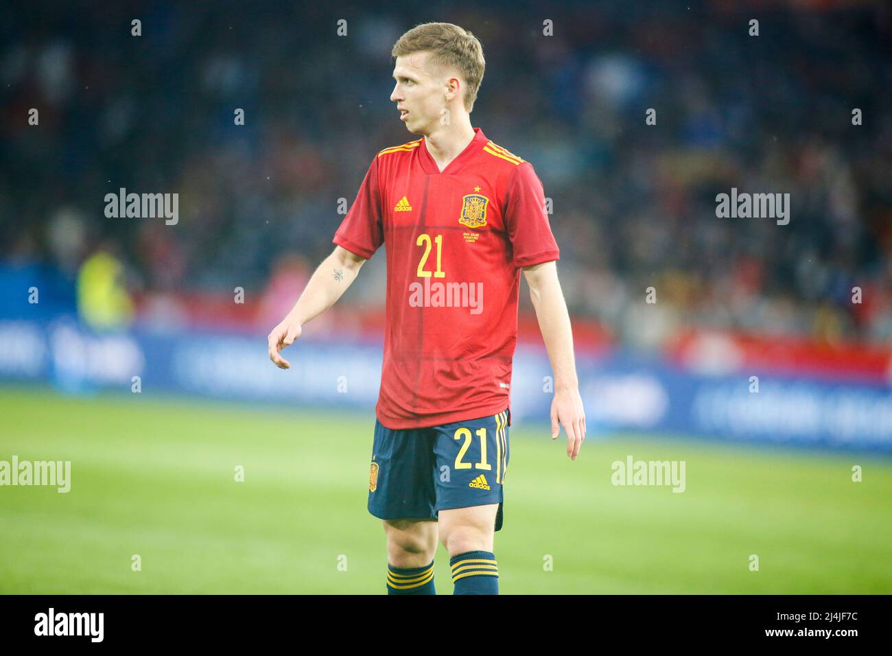 Dani Olmo di Spagna reagisce durante la partita internazionale amichevole tra Spagna e Islanda al Riazor Stadium il 29 marzo 2022 a la Coruna, Spagna Foto Stock