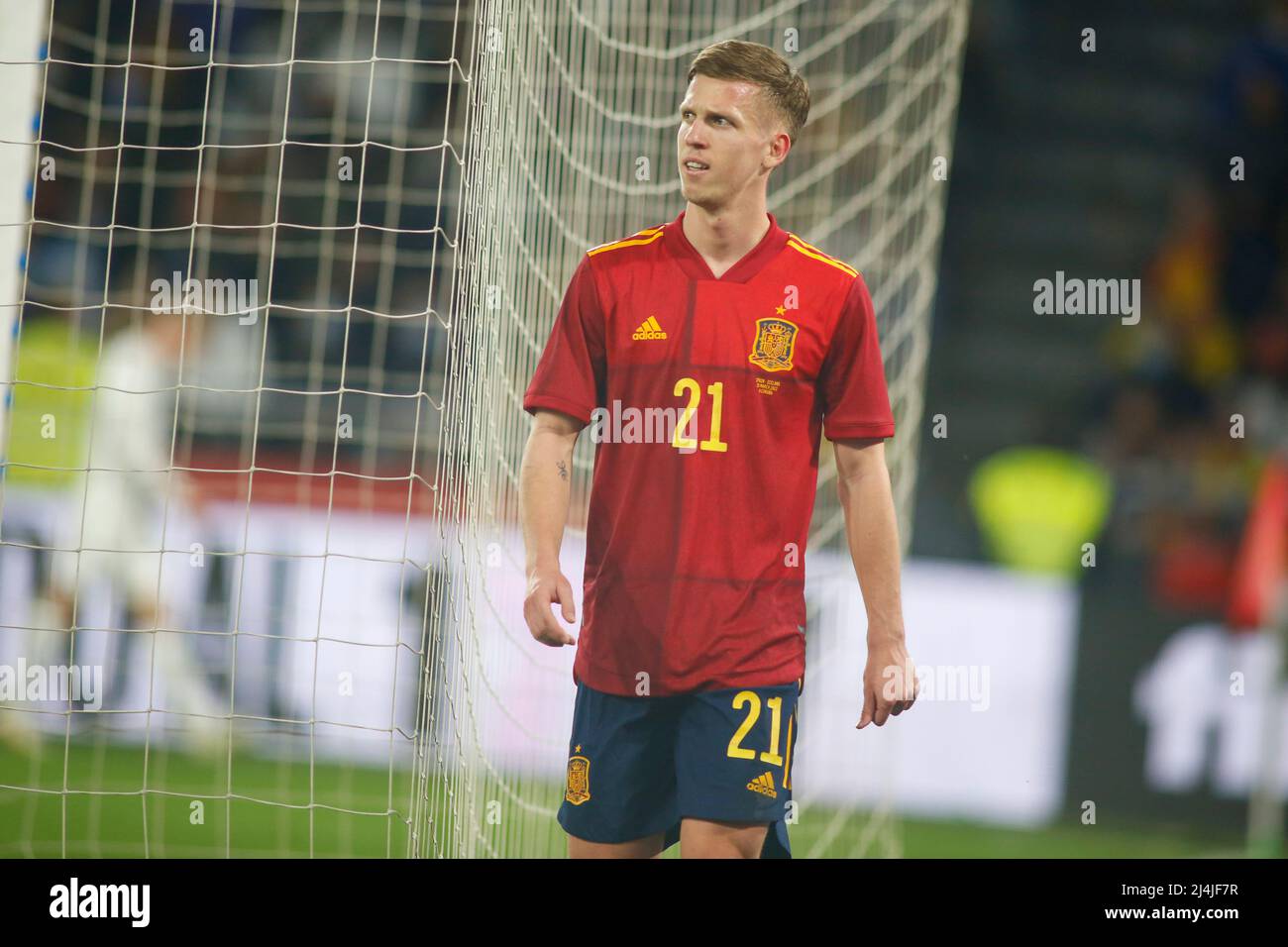 Dani Olmo di Spagna reagisce durante la partita internazionale amichevole tra Spagna e Islanda al Riazor Stadium il 29 marzo 2022 a la Coruna, Spagna Foto Stock