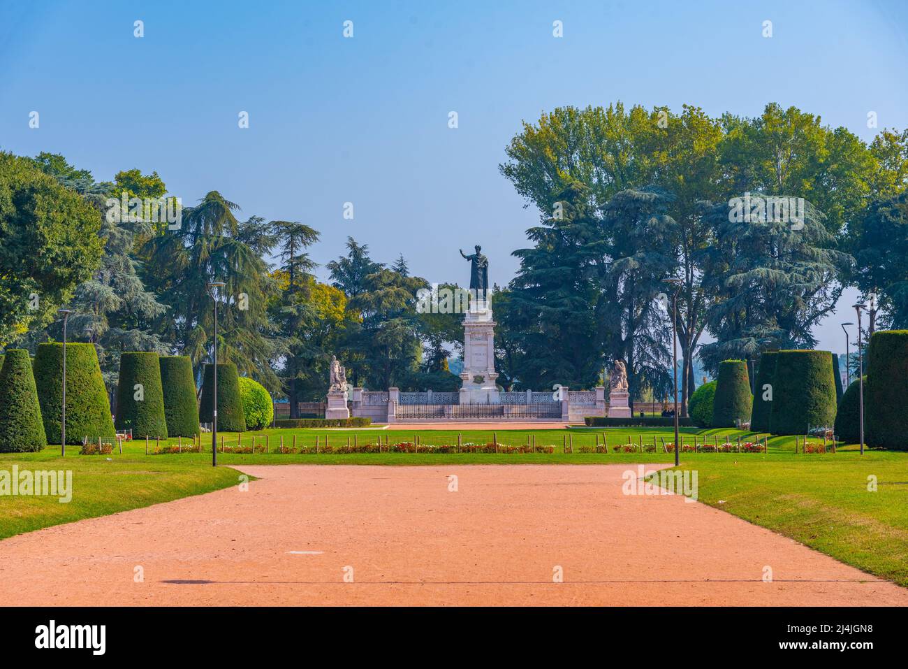 Piazza Virgiliana nella città italiana Mantova. Foto Stock