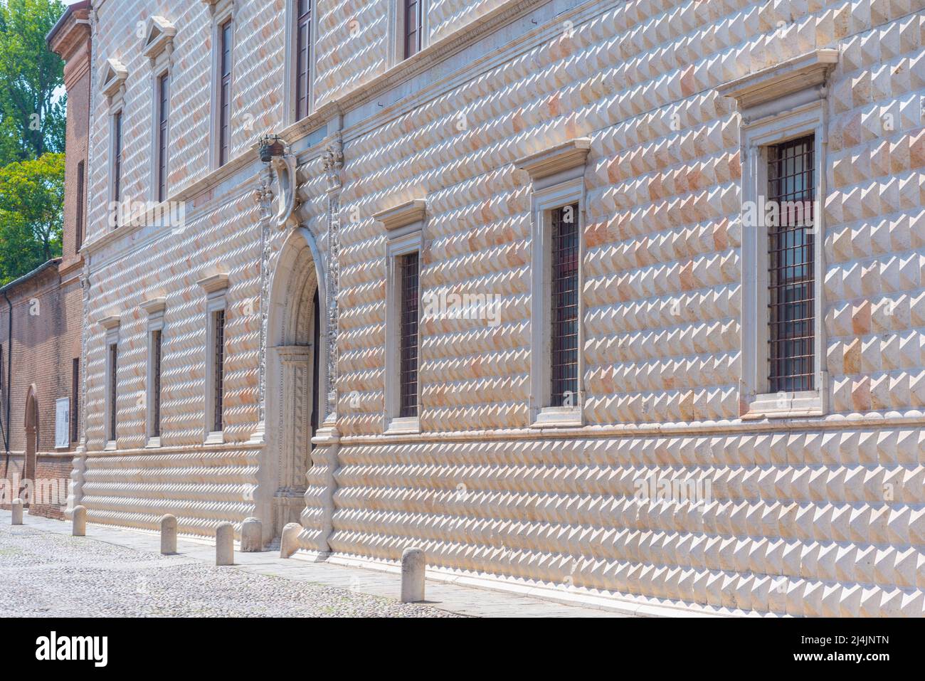 Palazzo dei Diamanti nel comune italiano di Ferrara. Foto Stock