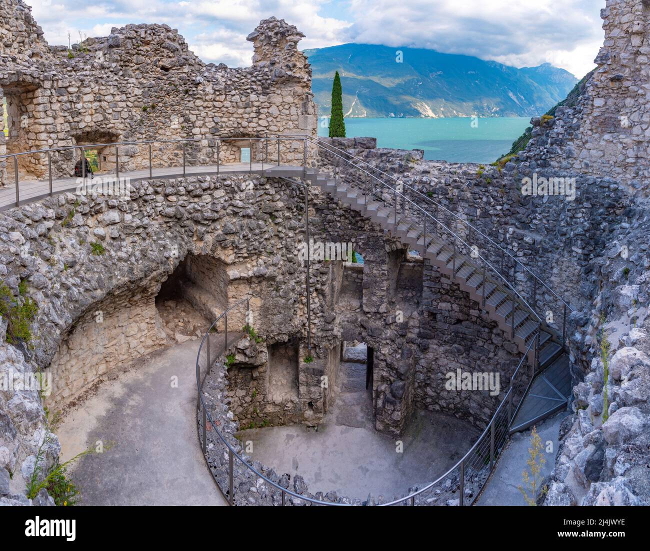 Bastione Riva Del Garda Immagini E Fotografie Stock Ad Alta Risoluzione bastione-riva-del-garda-immagini-e-fotografie-stock-ad-alta-risoluzione