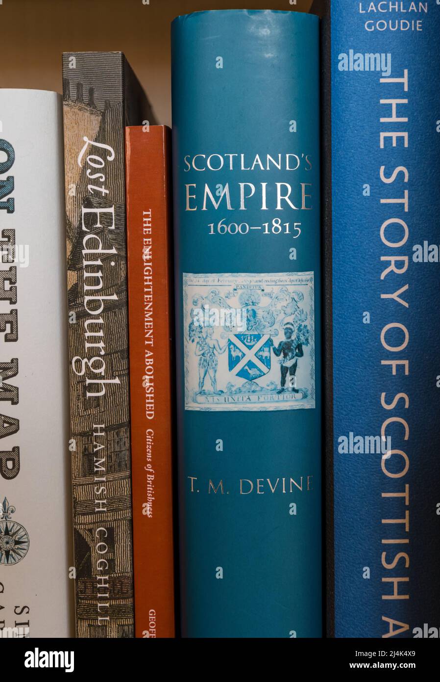 Libri di autori Sir Tom Devine & Sir Geoff Palmer che discutono dei link di Edimburgo alla schiavitù e al razzismo, Scozia, Regno Unito Foto Stock