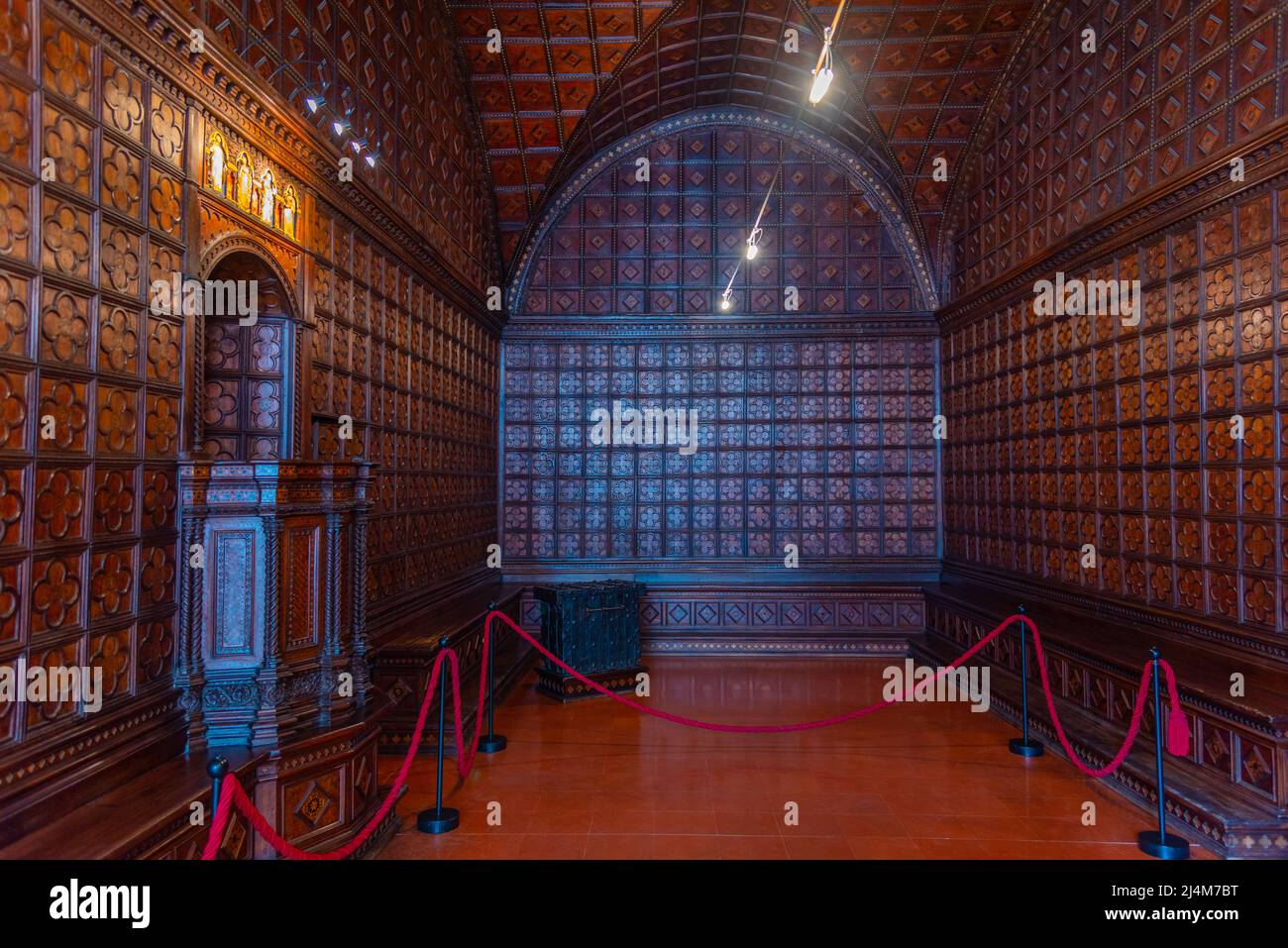 Perugia, Italia, 2 ottobre 2021: Collegio della Mercanzia all'interno del Palazzo dei Priori nel centro storico di Perugia in Italia. Foto Stock