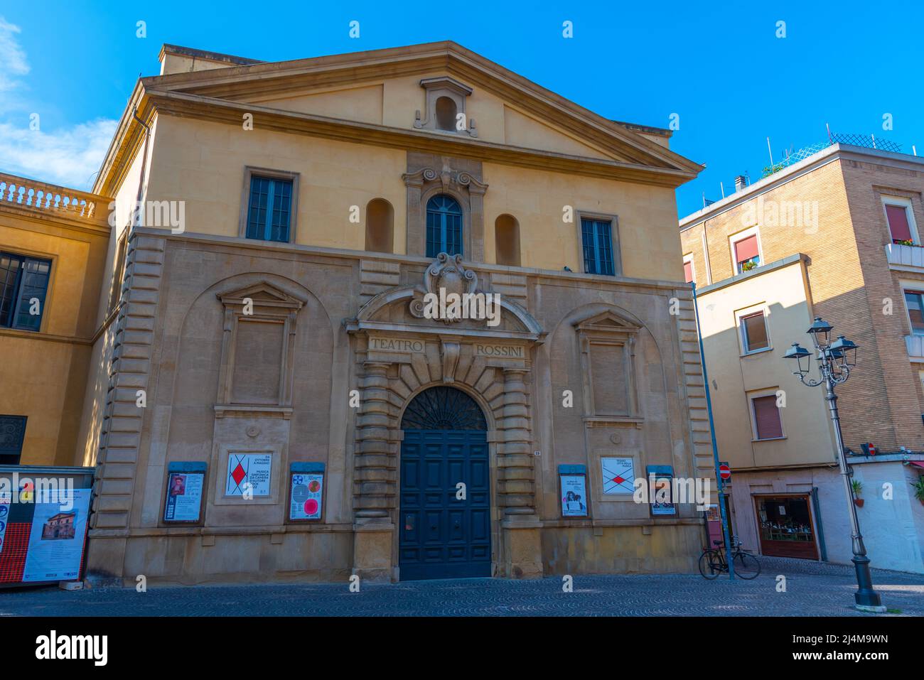 Teatri di Pesaro  Informazioni sui Teatri di Pesaro, Opera Lirica e  Teatrale, Prenotazione Biglietti, Eventi a Teatro a Pesaro