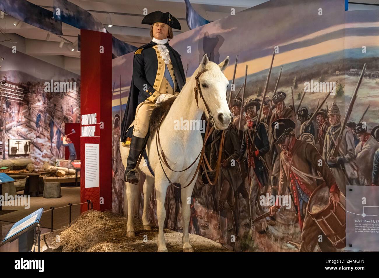 Mostra storica di George Washington a cavallo nel Centro visitatori del Valley Forge National Historical Park a King of Prussia, Pennsylvania. Foto Stock