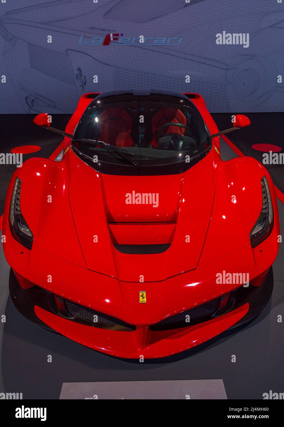 Maranello, Italia, 23 settembre 2021: LaFerrari all'interno del museo Ferrari a Maranello, Italia. Foto Stock