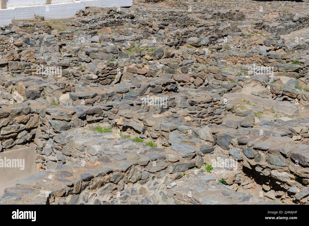 ALMUNECAR, SPAGNA - 02 MARZO 2022 la fabbrica di pesce salata, la principale attrazione archeologica è gli acquari salati dove è stato prodotto il garum, è stato Foto Stock