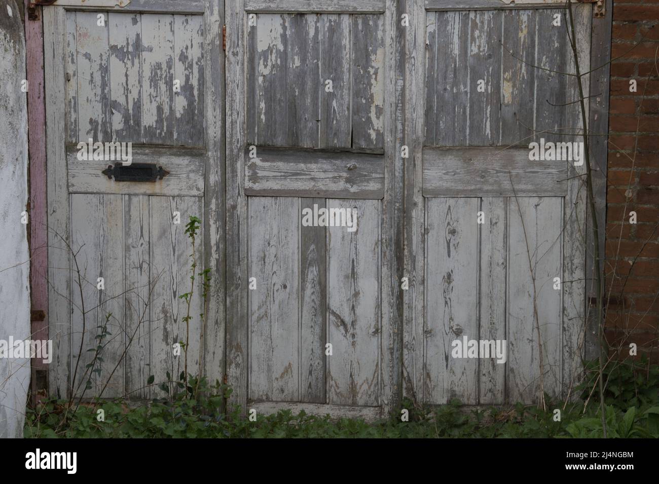 Vecchie porte in legno, Inghilterra, Regno Unito Foto Stock