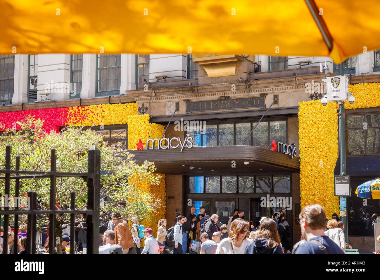 Macy's Department Store, flagship store, il più grande grande grande magazzino del mondo, Herald Square, Midtown Manhattan, New York, NY, USA. Foto Stock Macy's Department Store, flagship store, il più grande grande grande magazzino del mondo, Herald Square, Midtown Manhattan, New York, NY, USA. Foto Stock
