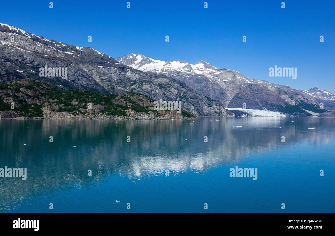 Avvicinandosi al Grand Pacific Glacier Terminus in Tarr Inlet Glacier Bay Alaska Foto Stock