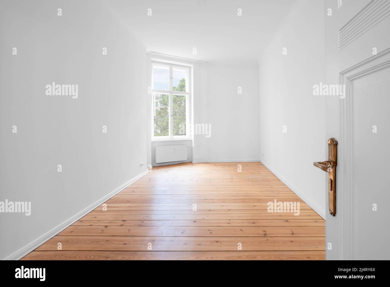 camera vuota in appartamento dopo la ristrutturazione dell'appartamento Foto Stock