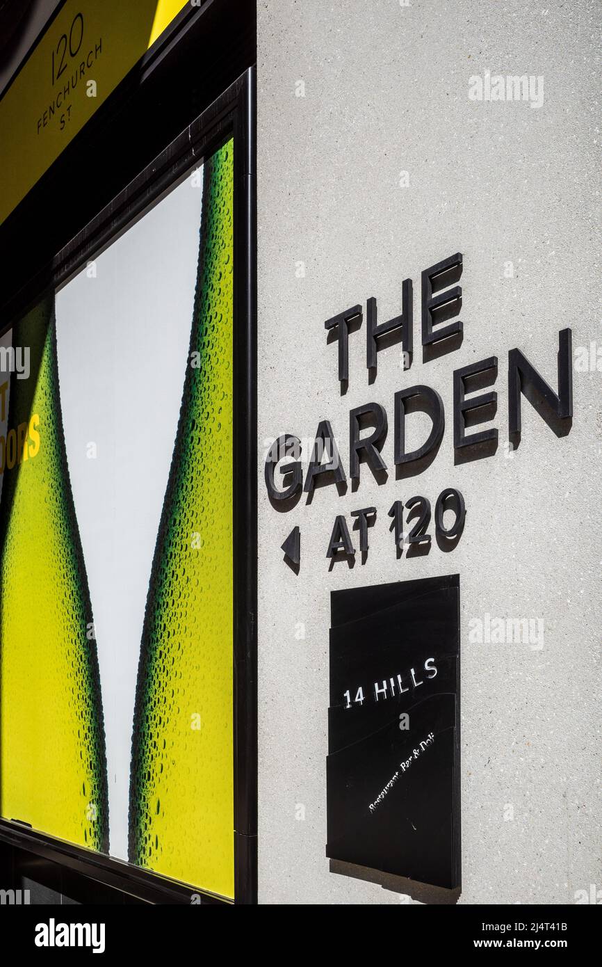Il Giardino all'entrata 120. Città del più grande spazio pubblico sul tetto di Londra, il Garden at 120 si trova presso l'edificio Fen Court al 120 Fenchurch Street. Foto Stock