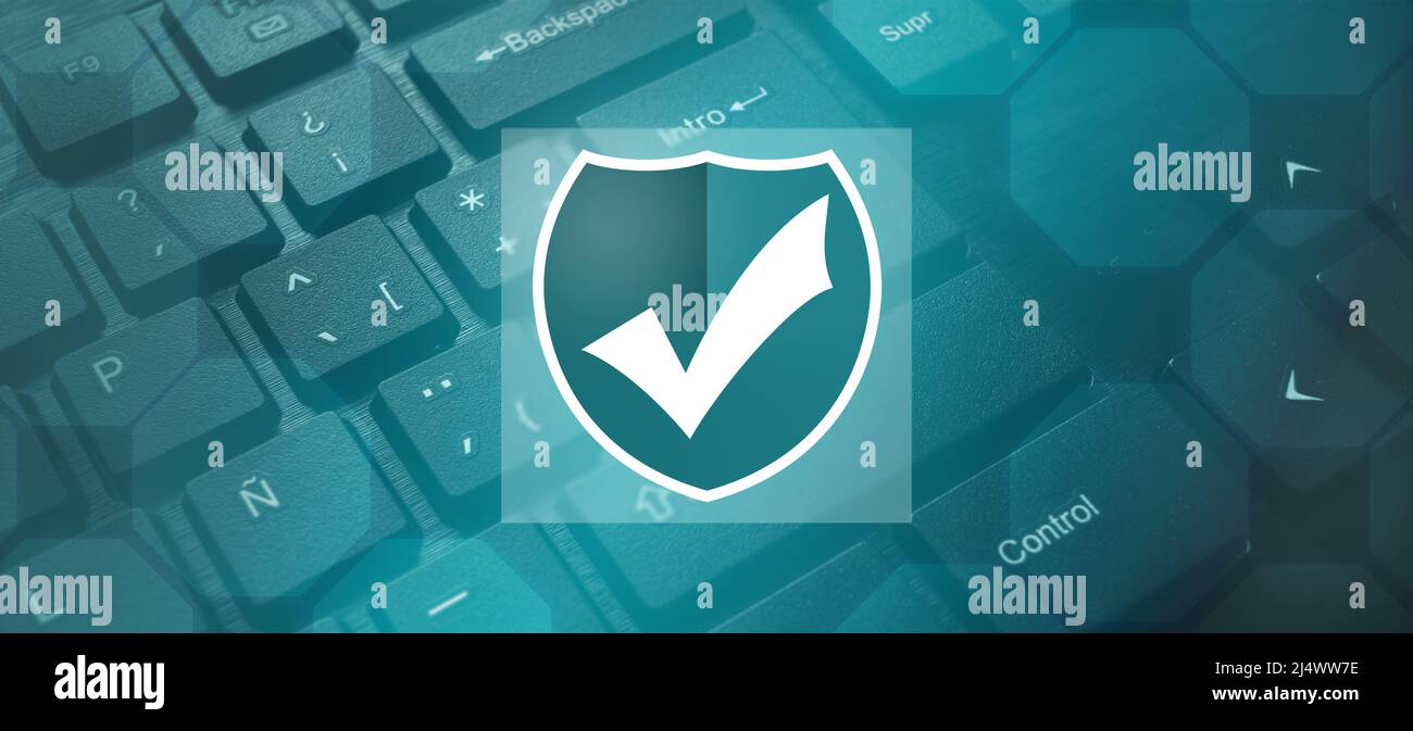 Sicurezza informatica protezione dei dati tecnologia aziendale privacy concetto. Tastiera e schermo virtuale. Protezione contro i pericoli. Foto Stock