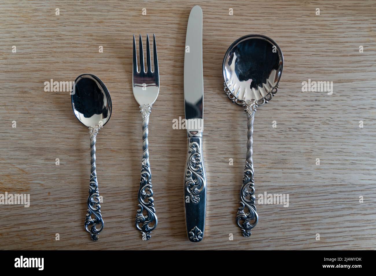 Posate in argento norvegese in stile Double Rococo. Foto Stock