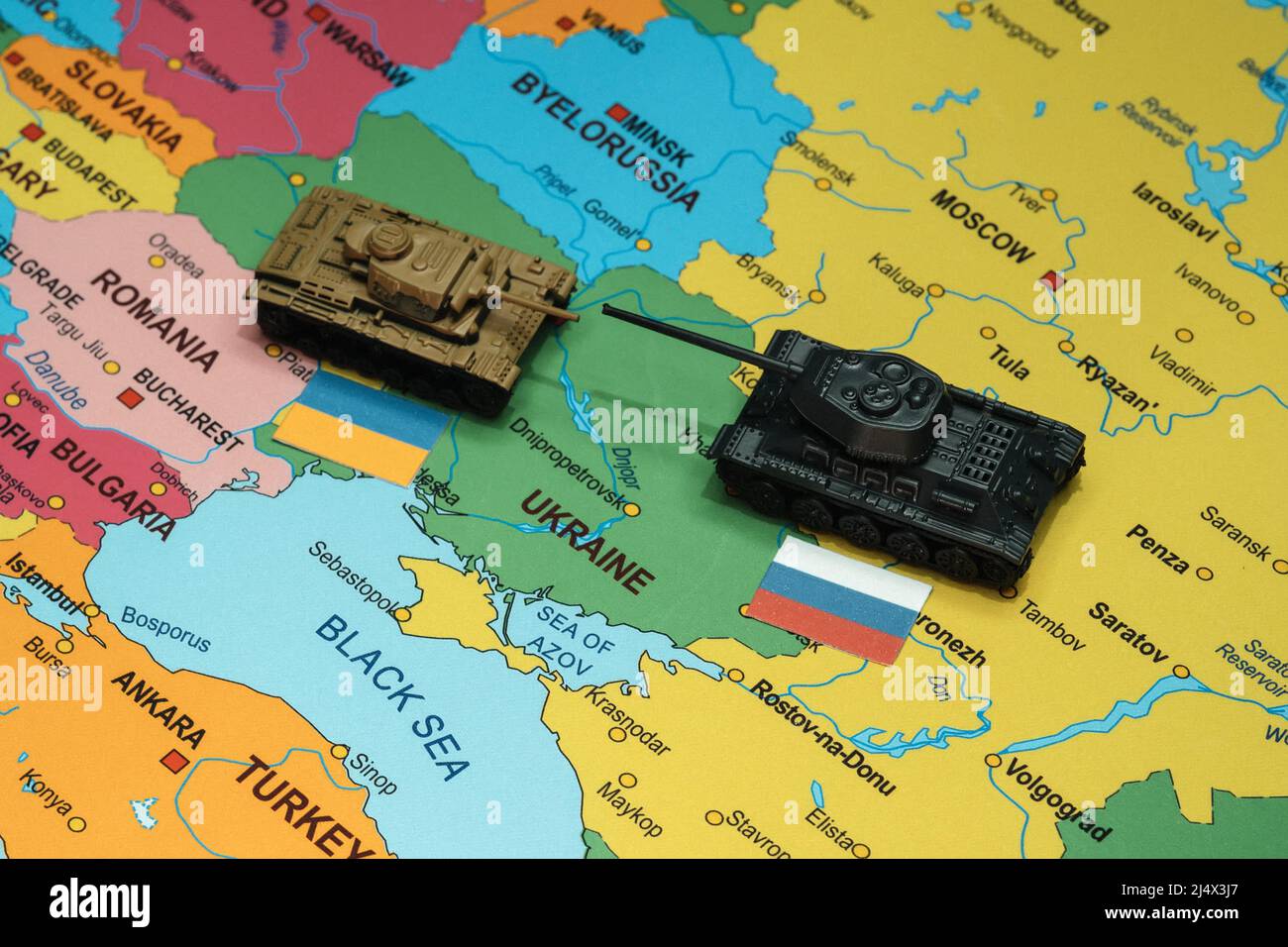 Conflitto armato tra Russia e Ucraina sulla mappa dell'Europa. Foto Stock