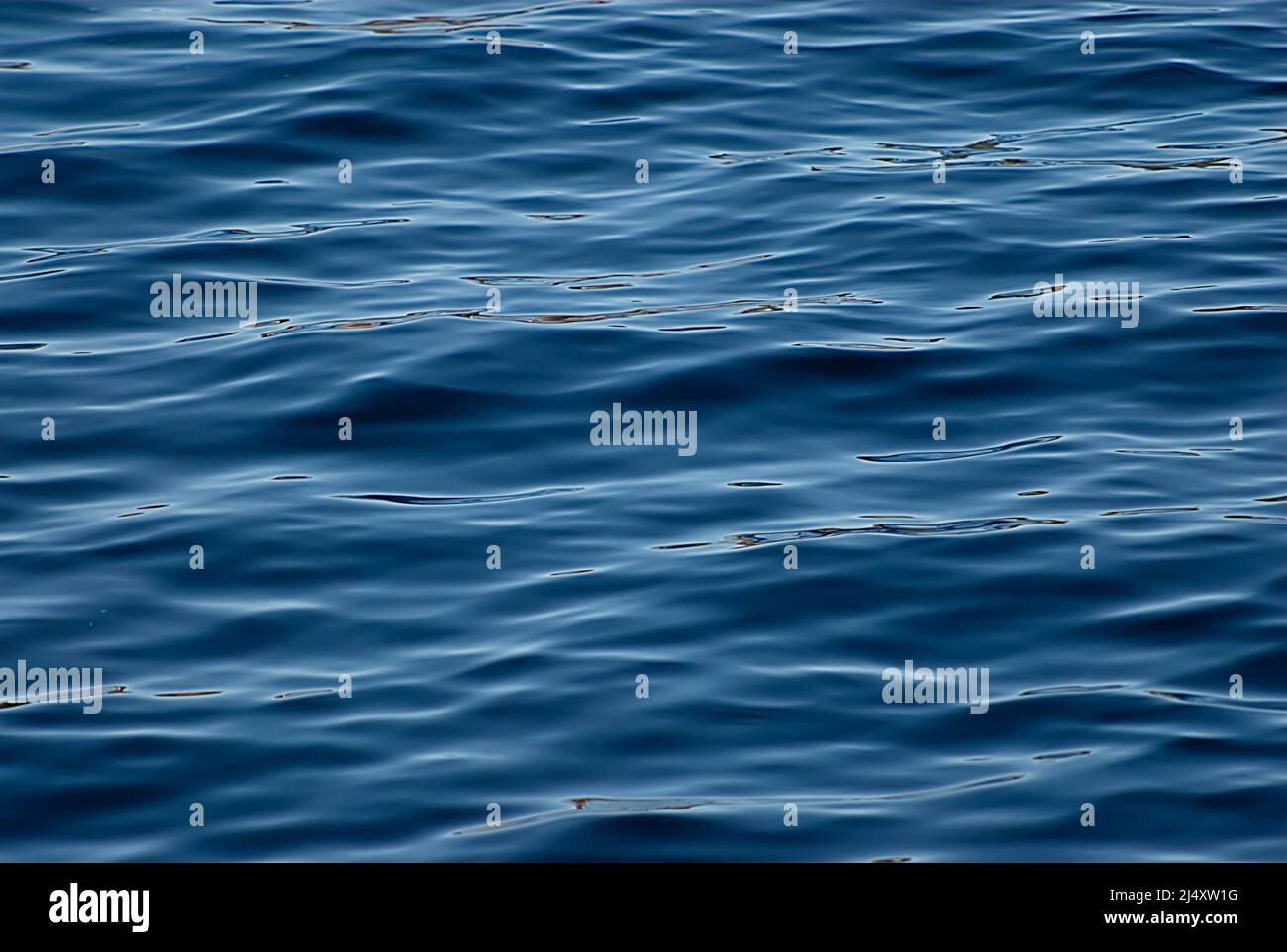 Ondulata sullo sfondo di acqua Foto Stock