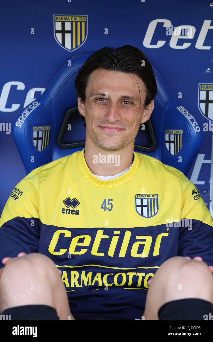 18 aprile 2022, Parma, Italia: Roberto Inglese di PARMA CALCIO si presenta  durante la partita della Serie B tra Parma Calcio e Ascoli Calcio a Ennio  Tardini il 18 aprile 2022 a