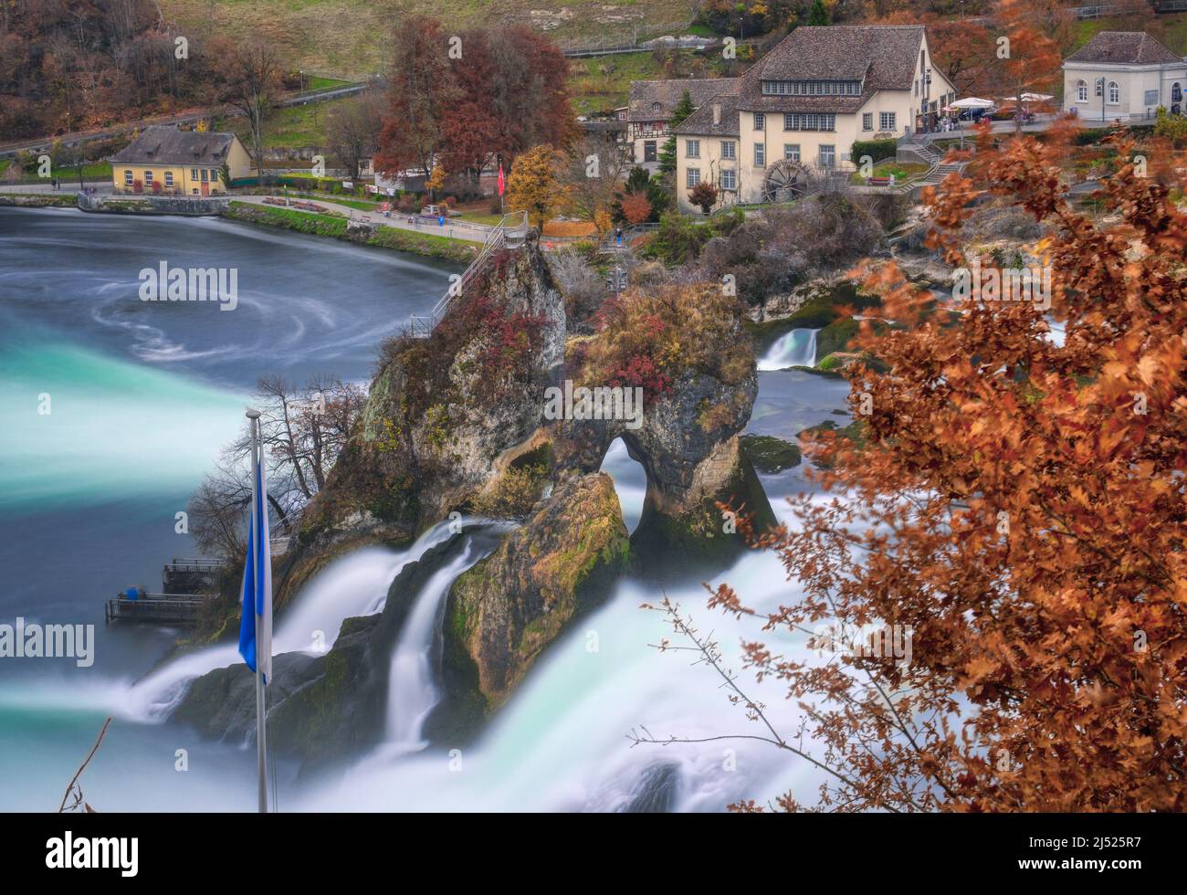 Rhinefalls, le cascate più grandi d'Europa Foto stock - Alamy