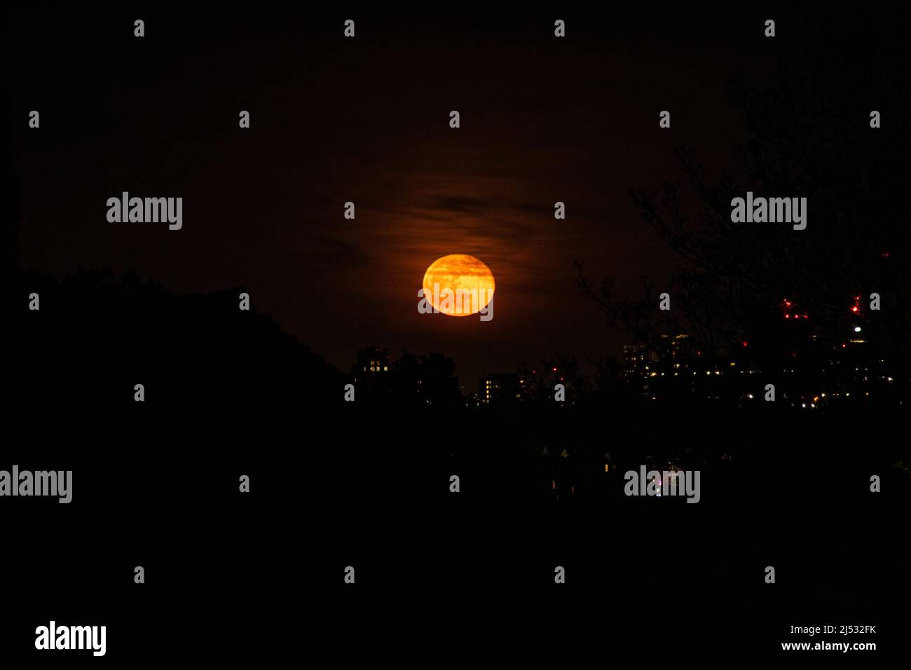 Pink Moon Aprile 2022 Londra Foto Stock