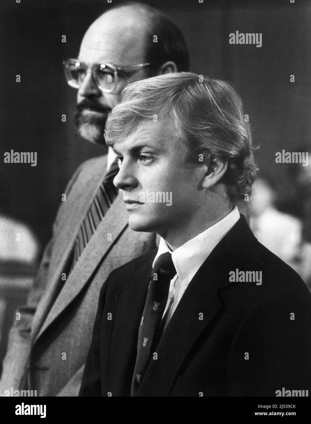 Paul Van Dam, Doug McKeon, sul set della TV Mini-Series, 'a richiesta della madre', CBS-TV, Original Air Date: 4–6 gennaio 1987 Foto Stock