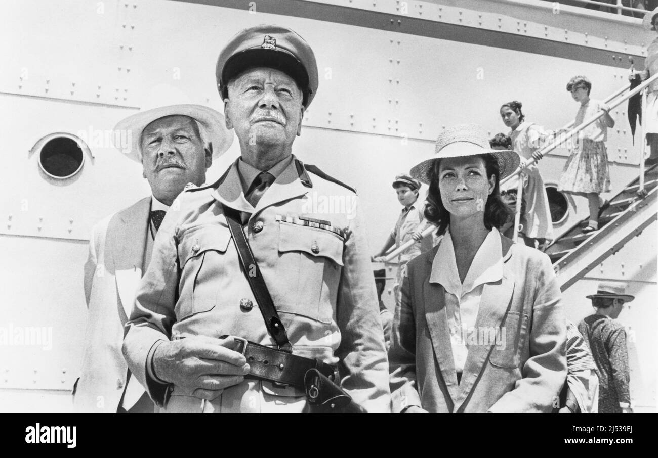 Peter Ustinov, John Gielgud, Jenny Seagrove, on-set del film, 'Appointment with Death', Cannon Films, 1988 Foto Stock