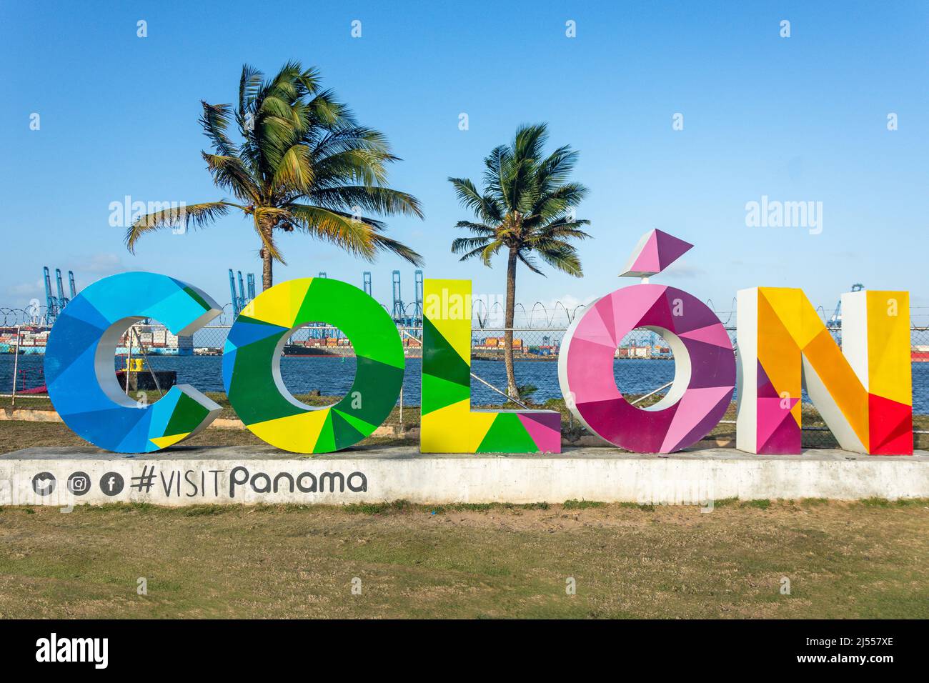 Segno del colon e porto, Provincia del Colon, Repubblica di Panama Foto Stock