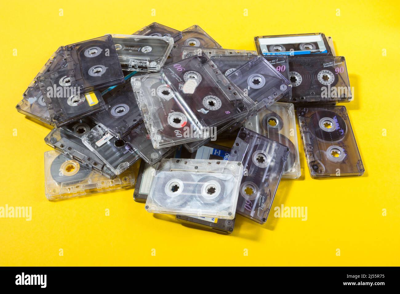 pile di cassette audio compatte Foto Stock