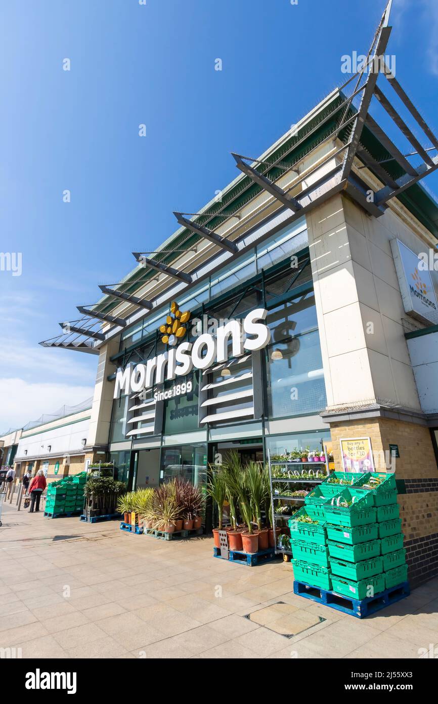 Dover, U.K; Aprile/20/2022; Morrisons Supermarket, ingresso a dover, Kent, Regno Unito Foto Stock