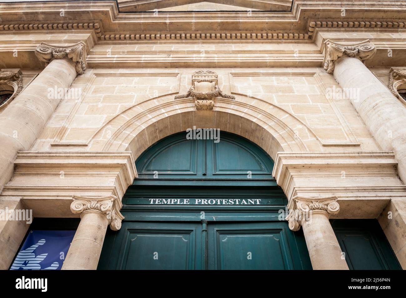 Foto della facciata principale del Tempio Protestante di Bordeaux, la chiesa protestante della città, che appartiene a Eglise Reformee de France. Il campo Re Foto Stock