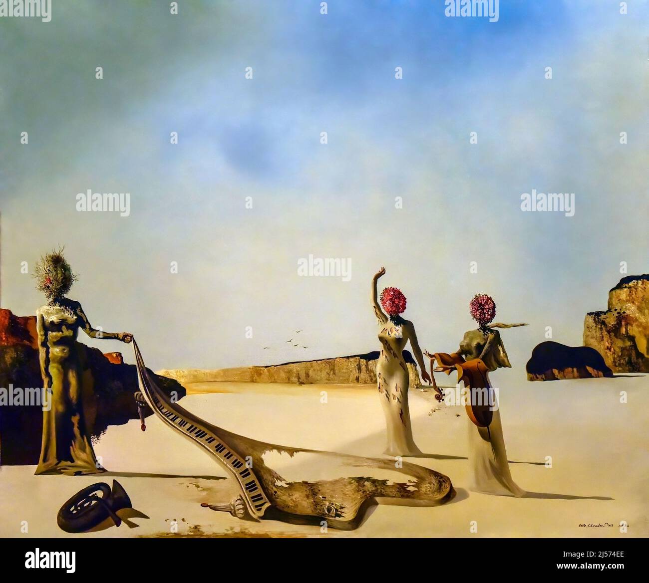 Salvador Dali Painting, 1936, Three Young Surrealist Women Holding in their Arms The Skins of an Orchestra Foto Stock