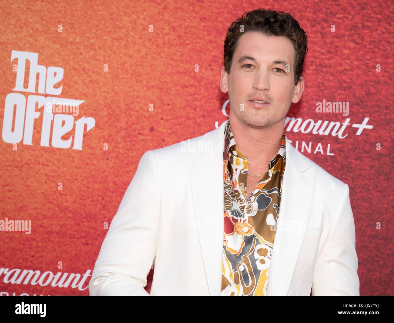 20 Aprile 2022 - Los Angeles, California - Miles Teller. Los Angeles Premiere di Paramount New Series 'l'offerta'. Photo Credit: Billy Bennight/AdMedia/MediaPunch Foto Stock