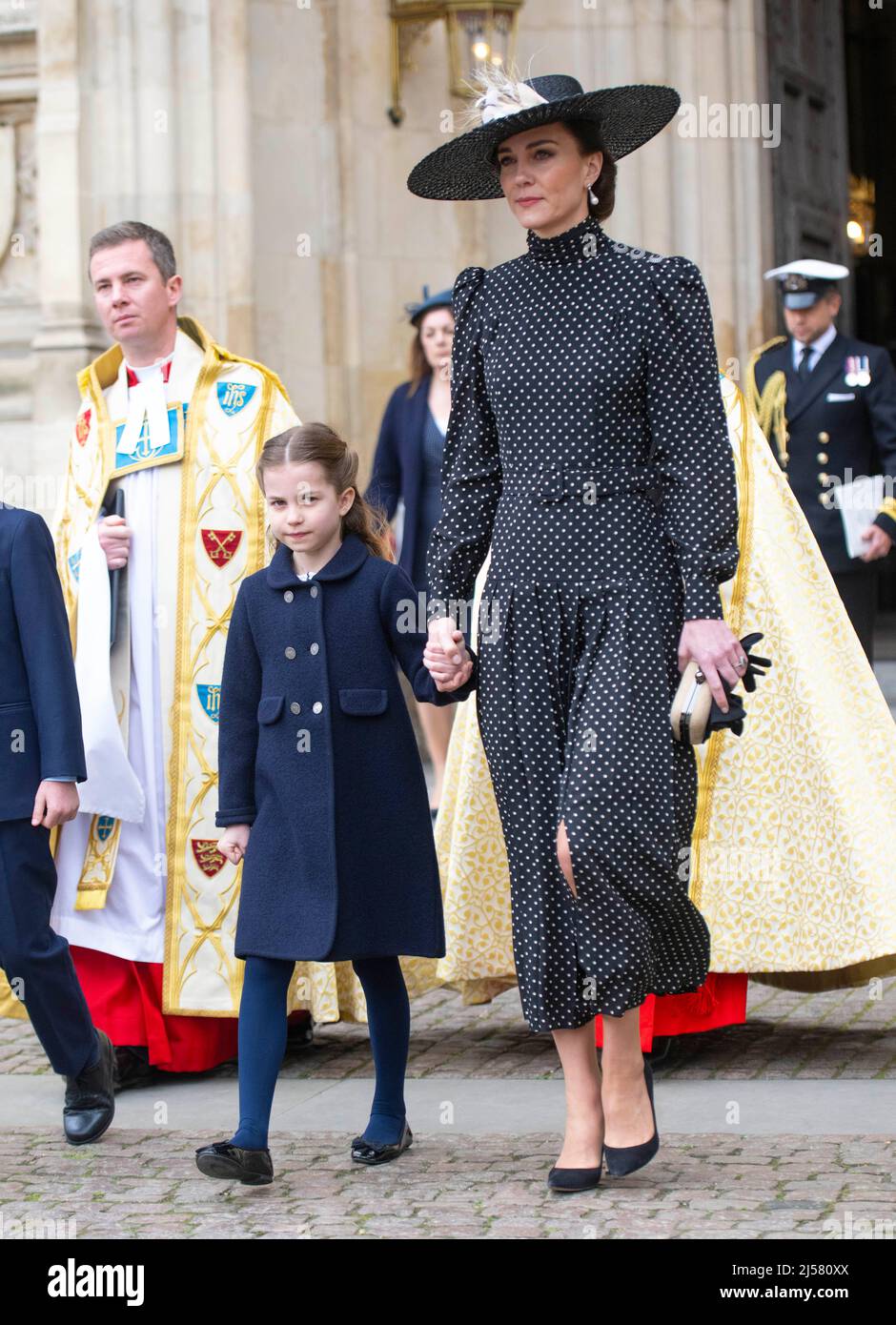 Londra, Regno Unito. 29 marzo 2022. Caterina, Duchessa di Cambridge con sua figlia la Principessa Charlotte partecipa ad un servizio commemorativo per il Principe Filippo, Duca di Foto Stock