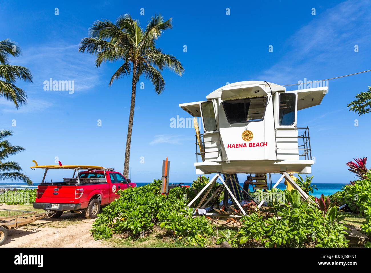La stazione di bagnino sulla spiaggia di Haena a Kauai, Hawaii. Foto Stock