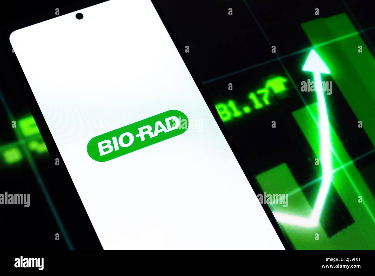 West Bangal, India - 20 aprile 2022: Logo Bio Rad Laboratories sullo schermo del telefono immagine stock. Foto Stock