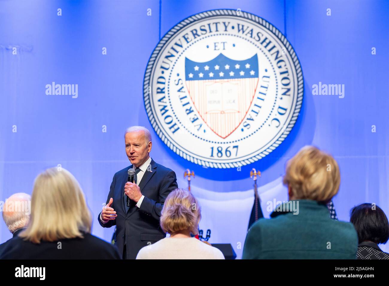 Washington, Stati Uniti d'America. 09 marzo 2022. Il presidente degli Stati Uniti Joe Biden consegna le osservazioni al ritiro di Caucus del Senato all'università di Howard, 9 marzo 2022 a Washington, D.C. accreditamento: Adam Schultz/Casa Bianca Foto/Alamy Live News Foto Stock