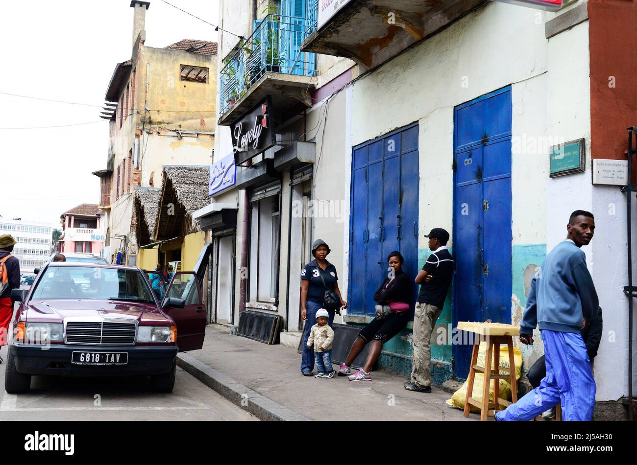 La vita quotidiana nel centro di Antananarivo, Madagascar. Foto Stock