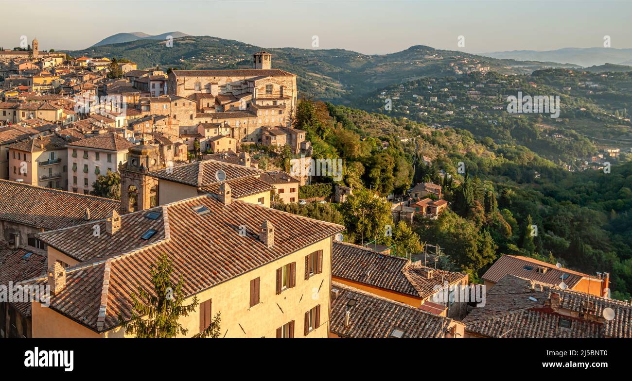 Vista sul centro storico di Perugia, Umbria, Italia Foto Stock