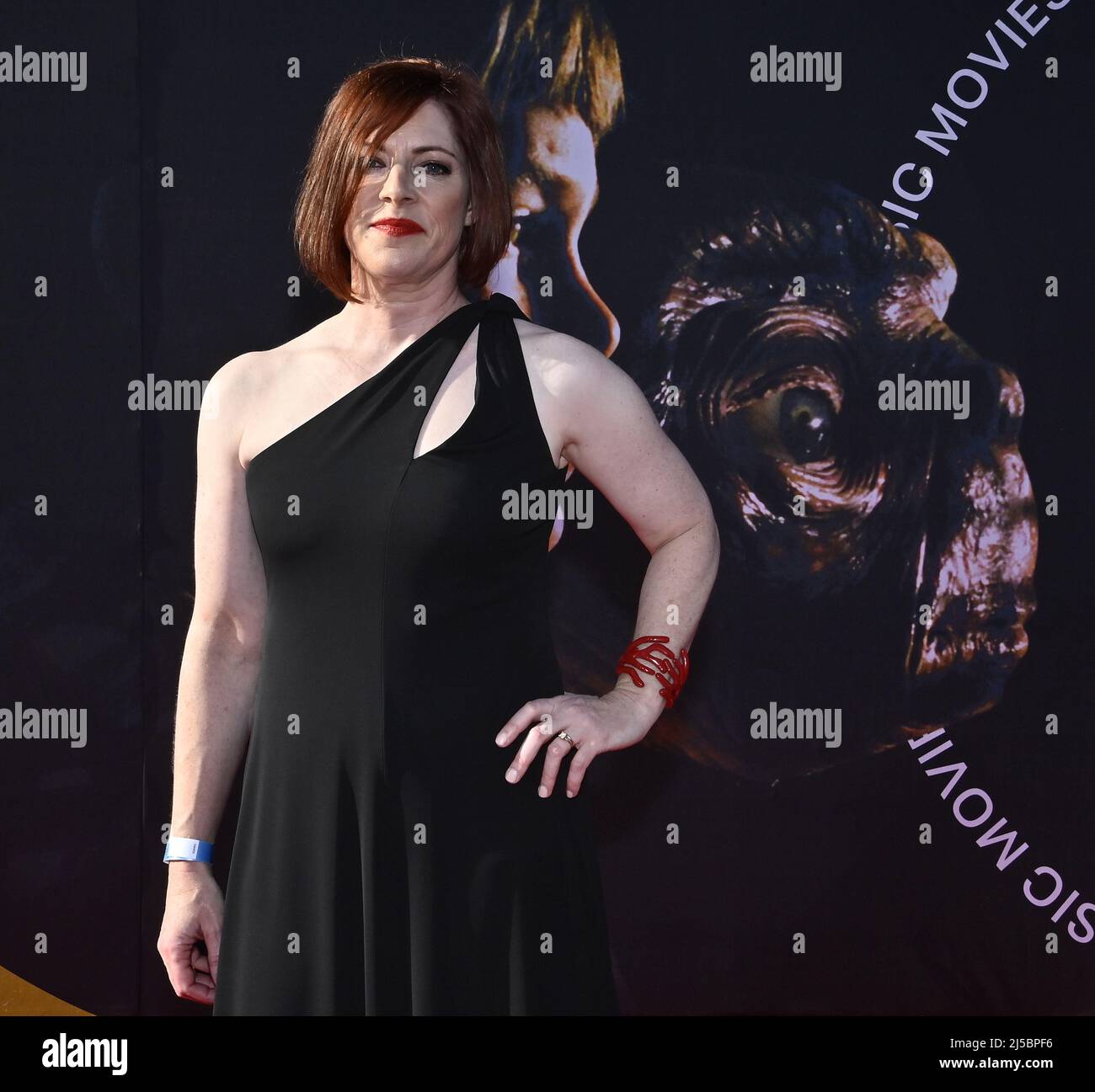 Los Angeles, Stati Uniti. 22nd Apr 2022. Vicepresidente, Imprese & Partnerships strategiche al Turner Classic Movies and Festival Direttore del TCM Classic Film Festival Genevieve McGillicuddy partecipa allo Screening del 40th anniversario di 'E.T. l'Extra-Terrestrial' presentato nella notte di apertura del 2022 TCM Classic Film Festival al TCL Chinese Theatre nella sezione di Hollywood di Los Angeles il giovedì 21 aprile 2022. Foto di Jim Ruymen/UPI Credit: UPI/Alamy Live News Foto Stock