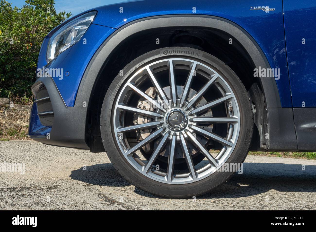 Hong Kong, Cina Feb 14 , 2022 : Mercedes-AMG GLB 35 2022 ruota Feb 14 2022 a Hong Kong. Foto Stock