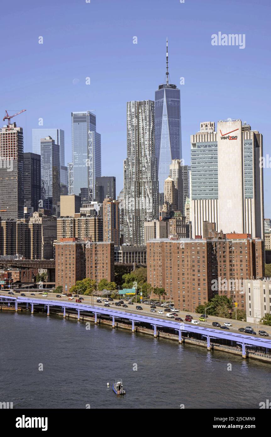 USA, New York, 19 settembre 2019. Skyline di Manhattan a New York il 19 settembre 2019. Sullo sfondo: Il One World Trade Center. [traduzione automatizzata] Foto Stock