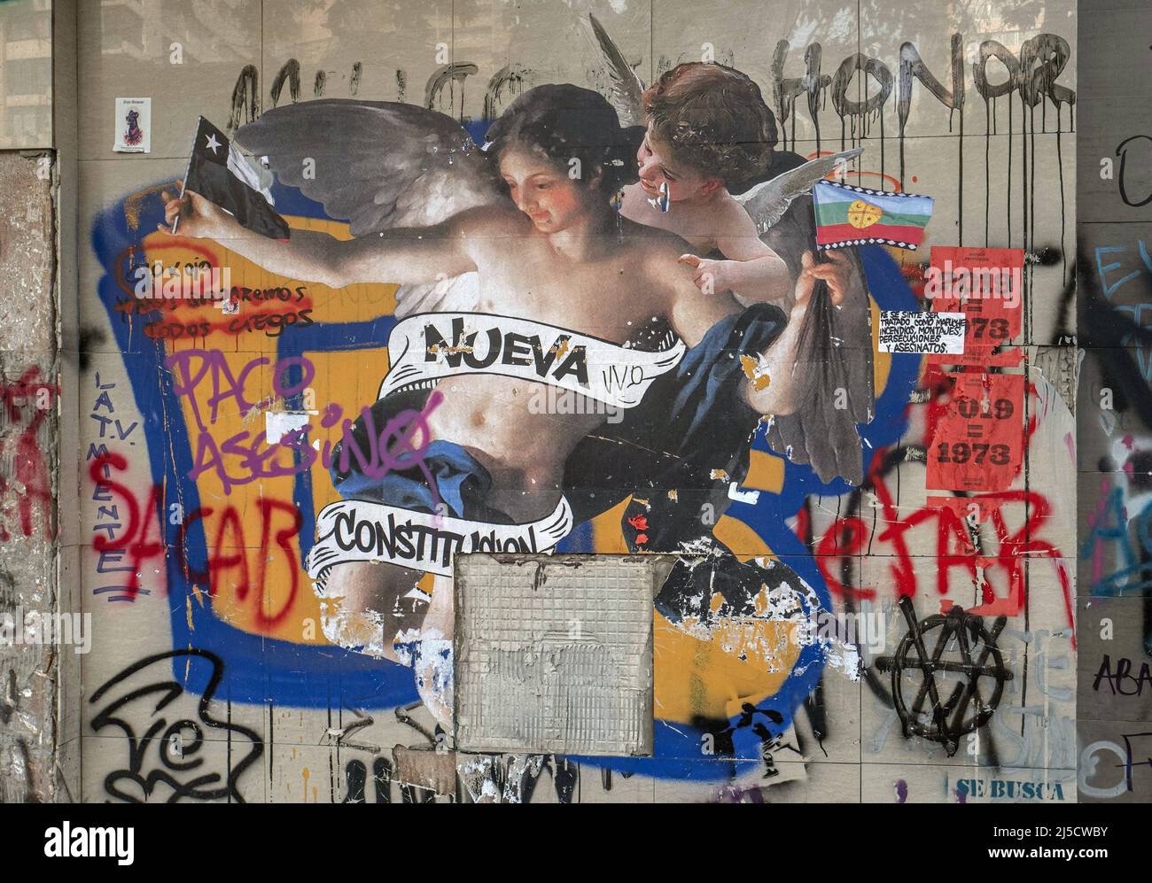 'Cile, Santiago, 14 novembre 2019. graffiti a Santiago il 14 novembre 2019. Arte urbana in tecnica di pasta-up dell'artista Claudio Caiozzi (Caiozzama). ''Nuova Costituzione. [traduzione automatizzata]' Foto Stock