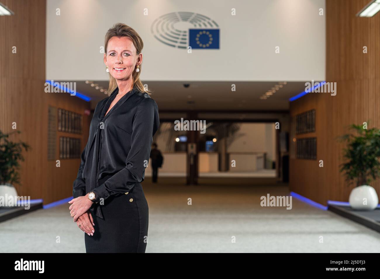 2022-04-19 14:18:19 BRUXELLES - Ritratto del deputato olandese Caroline Nagtegaal-Van Doorn di VVD nel Parlamento europeo. ANP JONAS ROOSENS olanda OUT - belgio OUT Foto Stock