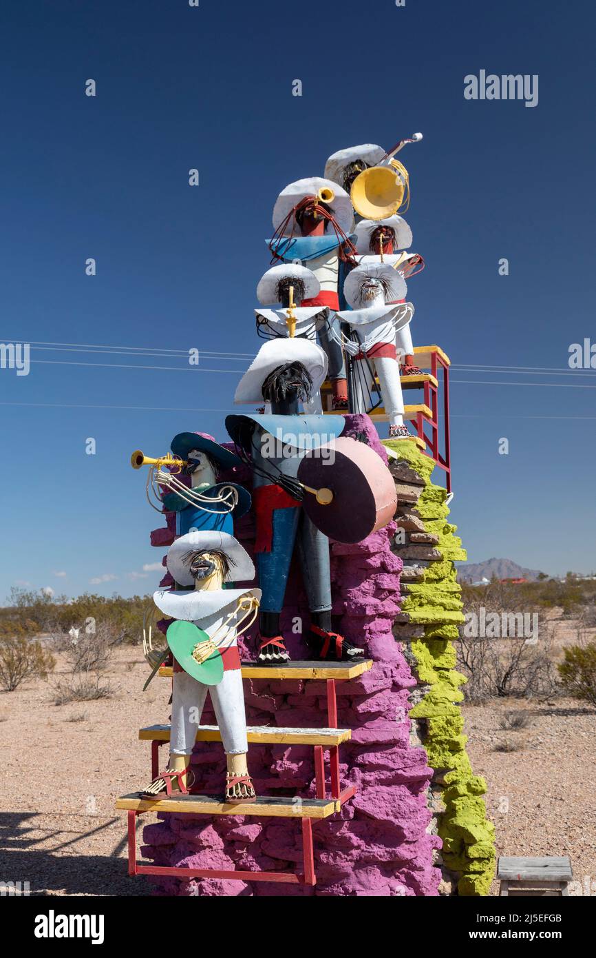 Columbus, New Mexico - l'Oasi di scultura di Frontera, creata dall'artista Taras Mychalewych nel deserto di Chihuahuan vicino al confine tra Stati Uniti e Messico. Foto Stock