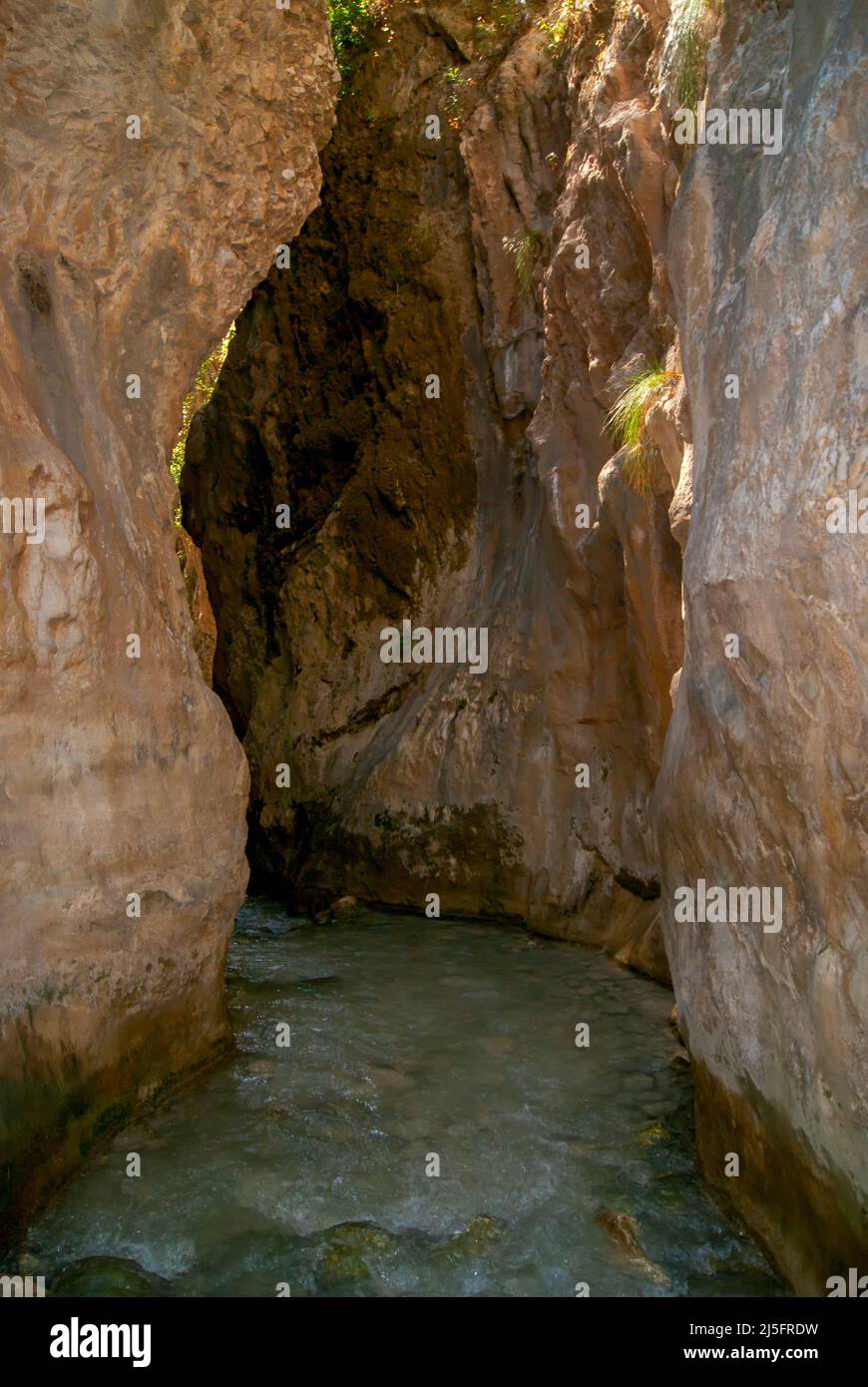 Percorso escursionistico lungo il fiume Chillar a Nerja Foto Stock